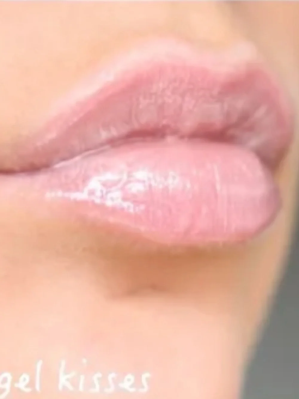 ⚡️❄️Too Faced Angel Kisses Glossy Lip Injection